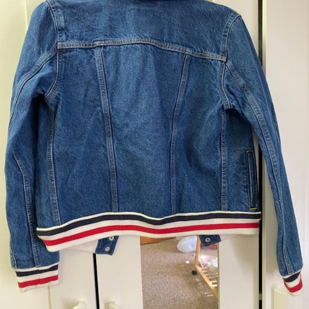 Levi Denim Jacket Front Button With Red White Blu… - image 2